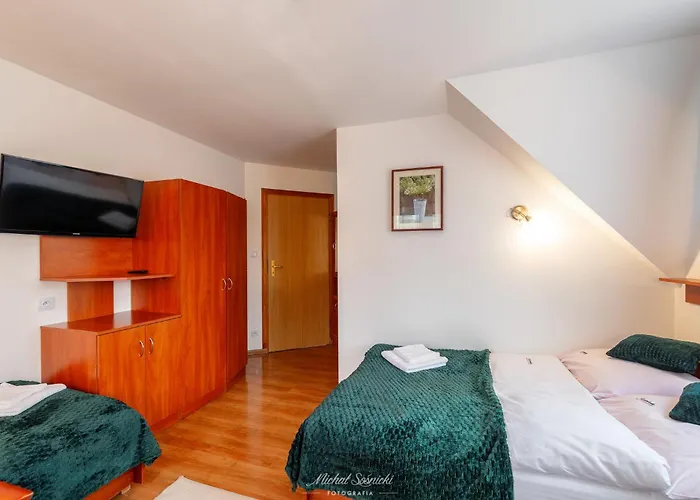 Kozinówka Gospodarstwo agroturystyczne *