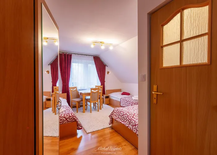 Kozinówka Gospodarstwo agroturystyczne *