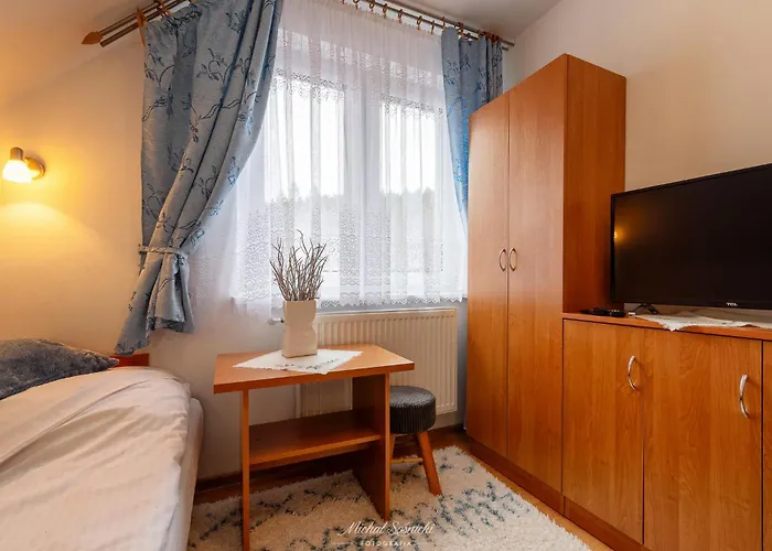 Kozinówka Gospodarstwo agroturystyczne *